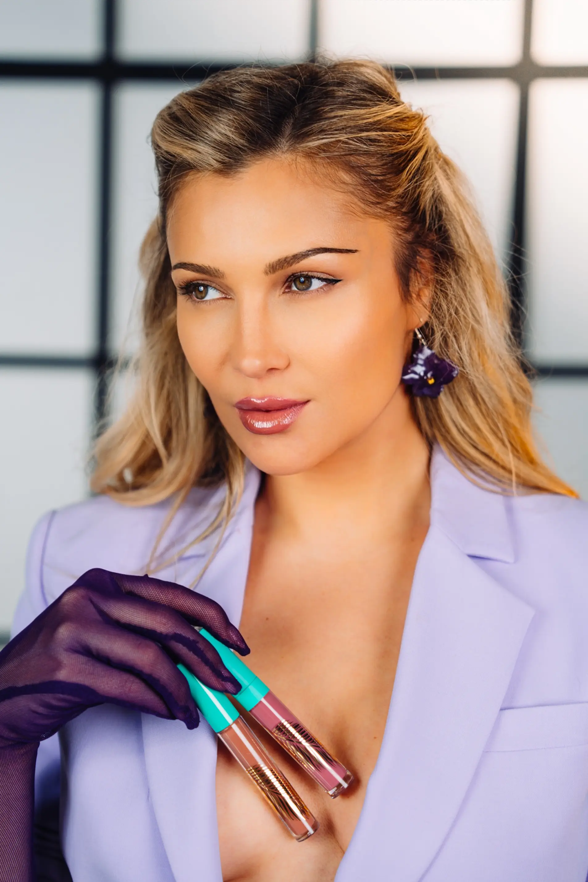GIRLS OWN COSMETICS — fotografie din proiect 1